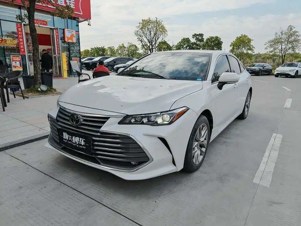 Toyota Avalon 2021