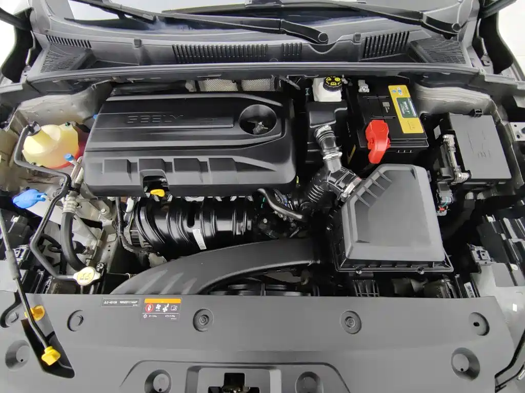 Geely Emgrand — миниатюра 6