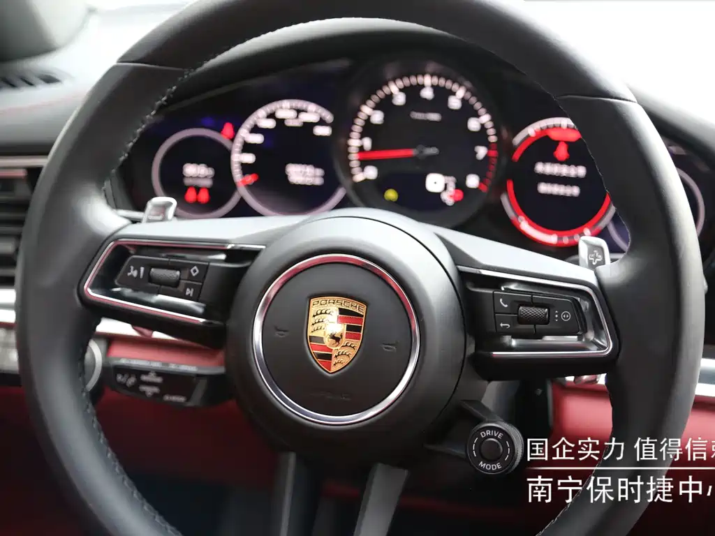 Porsche Panamera — миниатюра 8