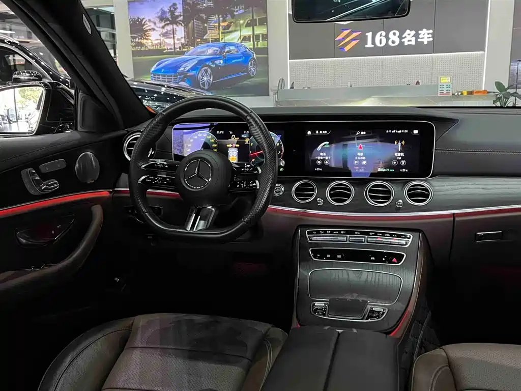 MERCEDES-BENZ E CLASS