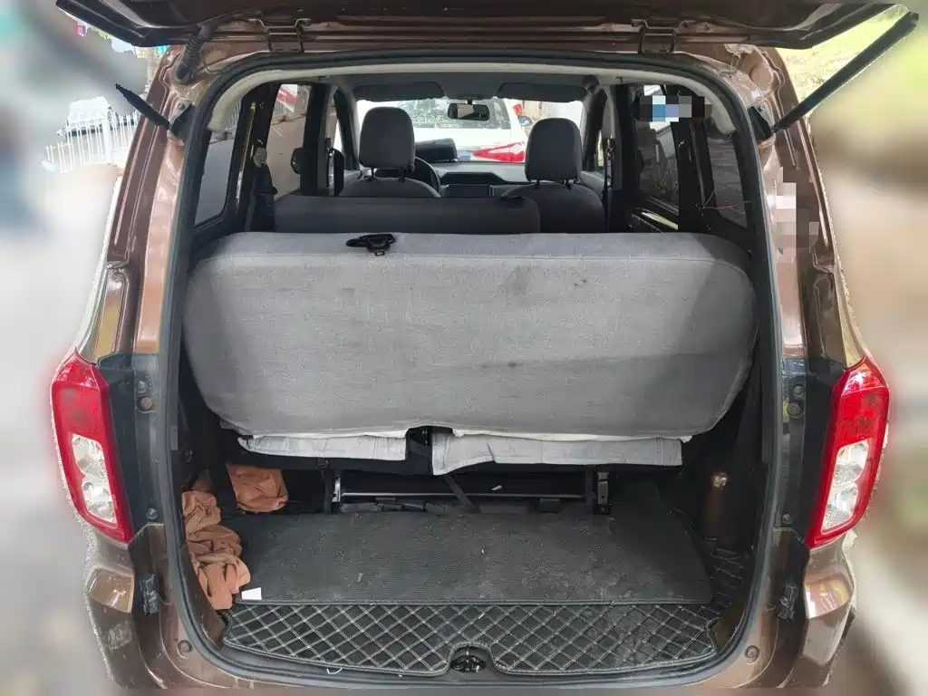 Wuling Hongguang — миниатюра 10