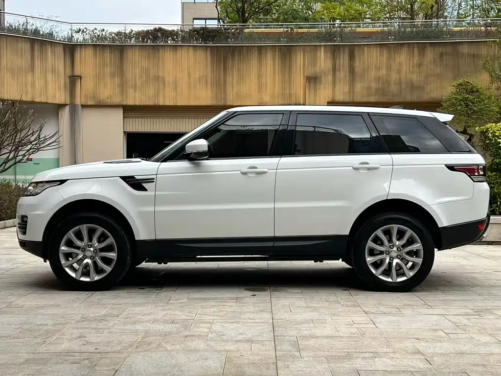Land Rover Sport - фото 7