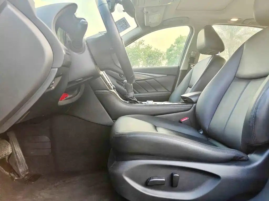 Infiniti Q50L — миниатюра 14
