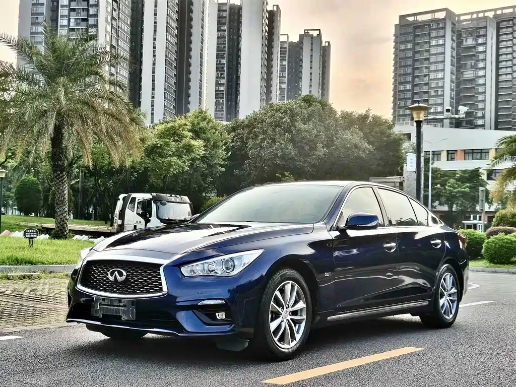 Infiniti Q50L — миниатюра 2