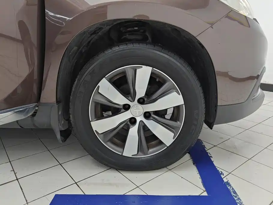 Peugeot 2008 — миниатюра 6