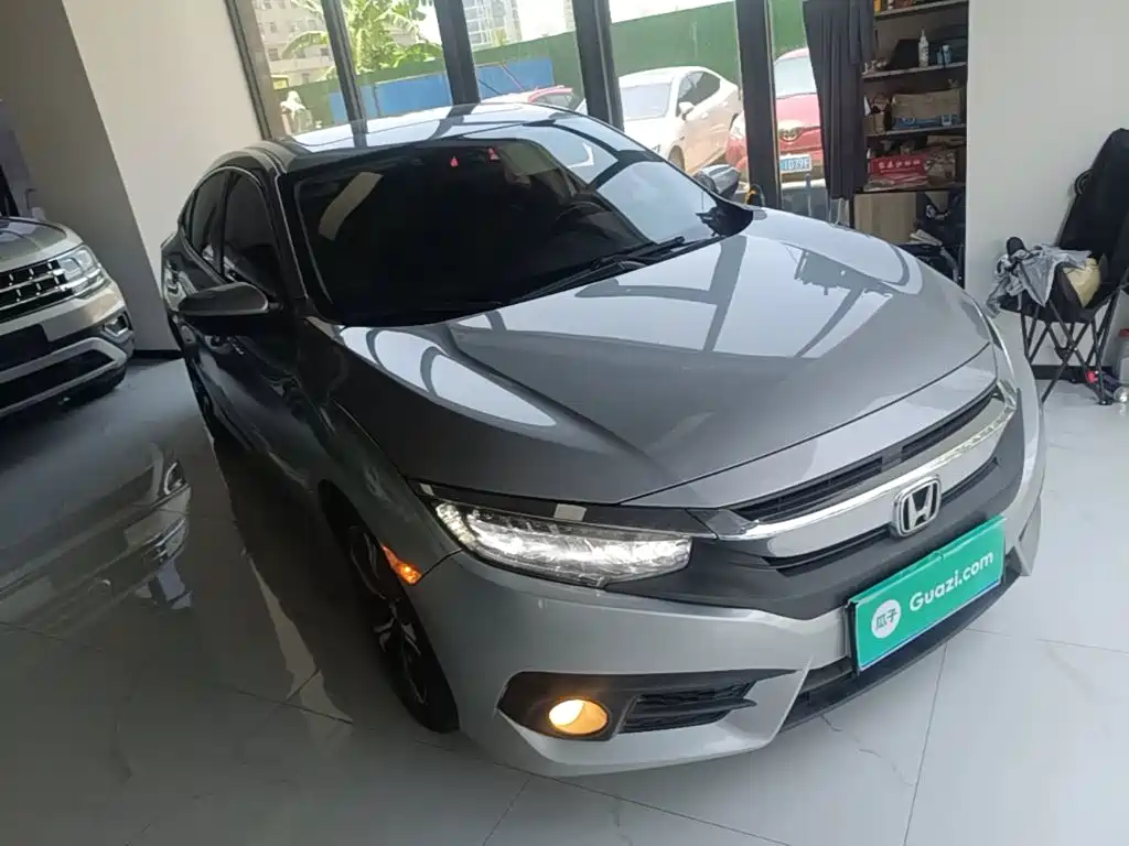 Honda Civic — миниатюра 4