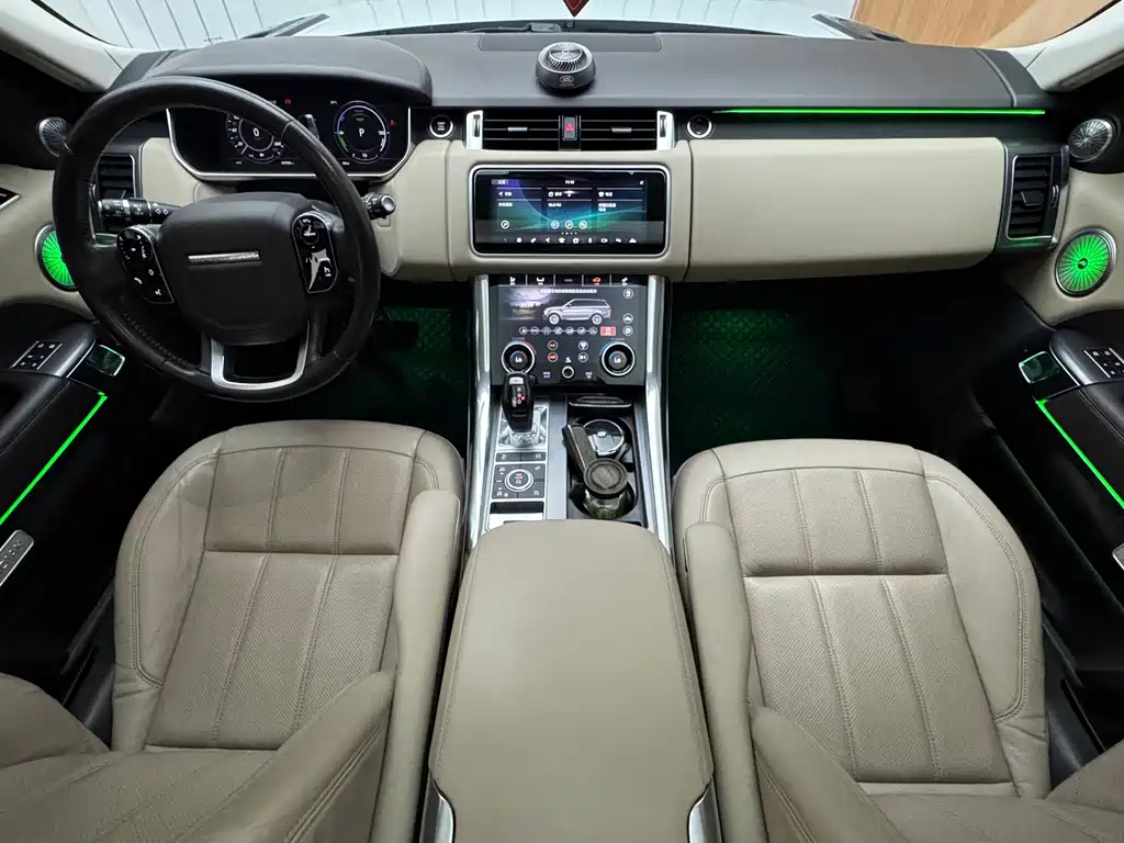 Land Rover Sport PHEV — миниатюра 10
