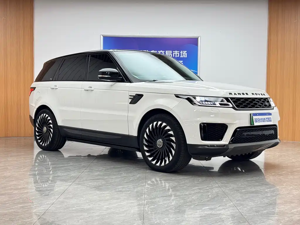Land Rover Sport PHEV — миниатюра 3
