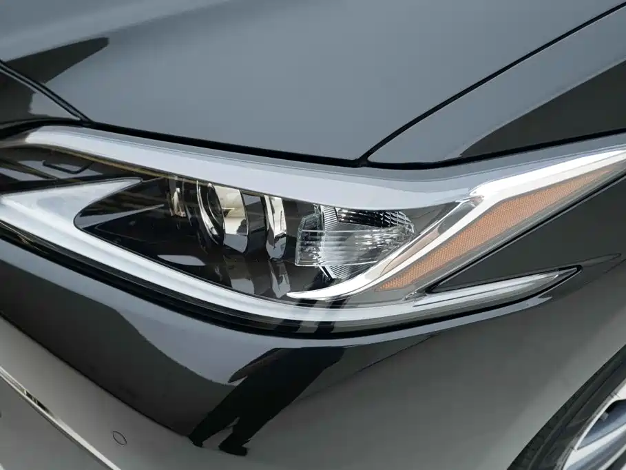 Lexus ES — миниатюра 14