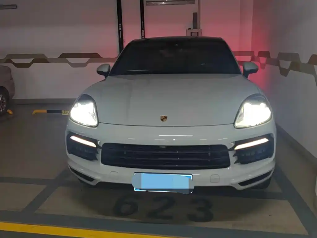 Porsche Cayenne — миниатюра 2