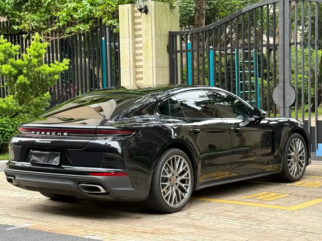 Porsche Panamera — миниатюра 5