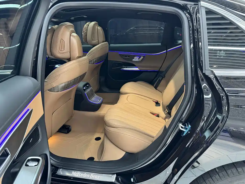 Mercedes-Benz E-Class New Energy — миниатюра 16
