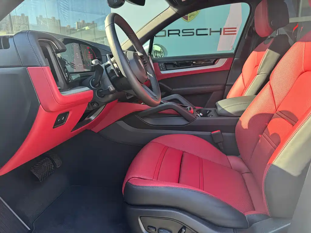 Porsche Cayenne — миниатюра 19