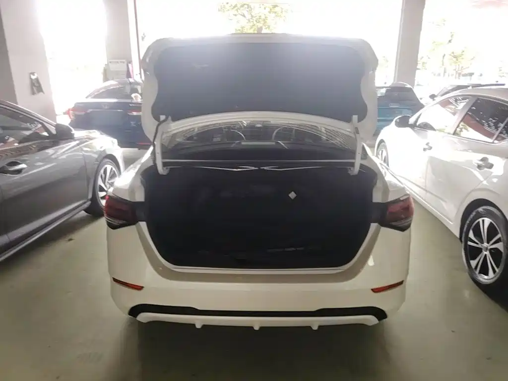 Nissan Sylphy — миниатюра 15