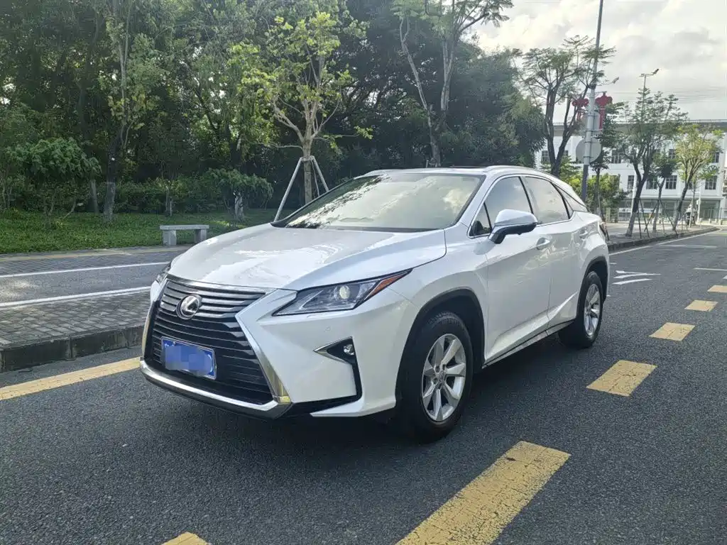 Купить Lexus RX