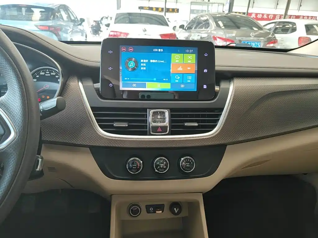 Baojun 730 — миниатюра 13