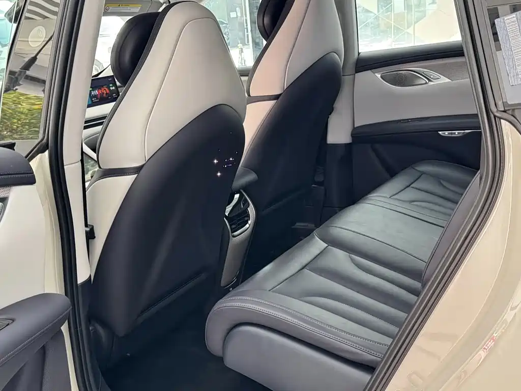 ZHIJI AUTOMOBILE ZHIJI LS7