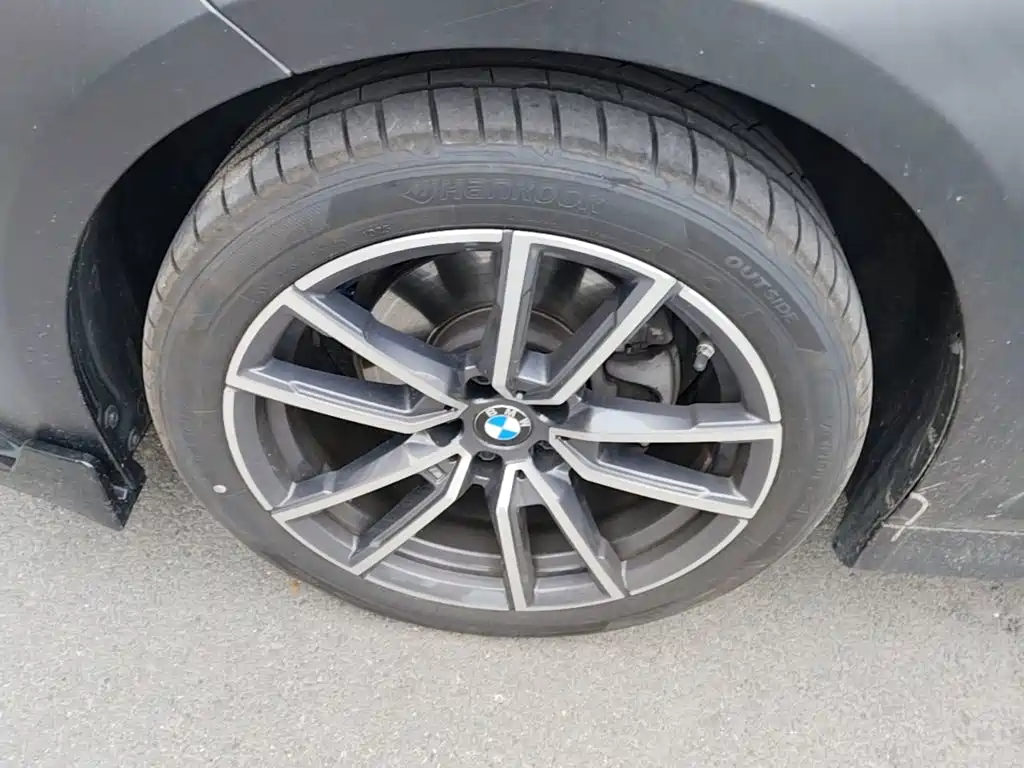 BMW 3 Series — миниатюра 23