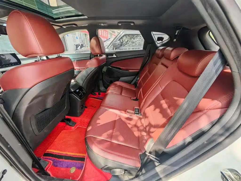 Hyundai Tucson — миниатюра 6