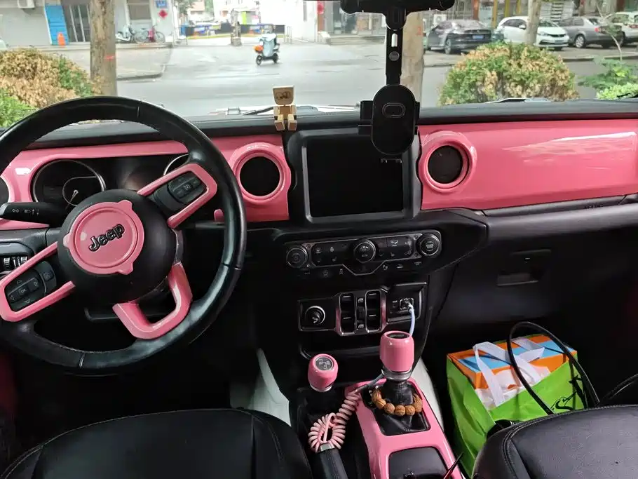 Jeep Wrangler — миниатюра 12