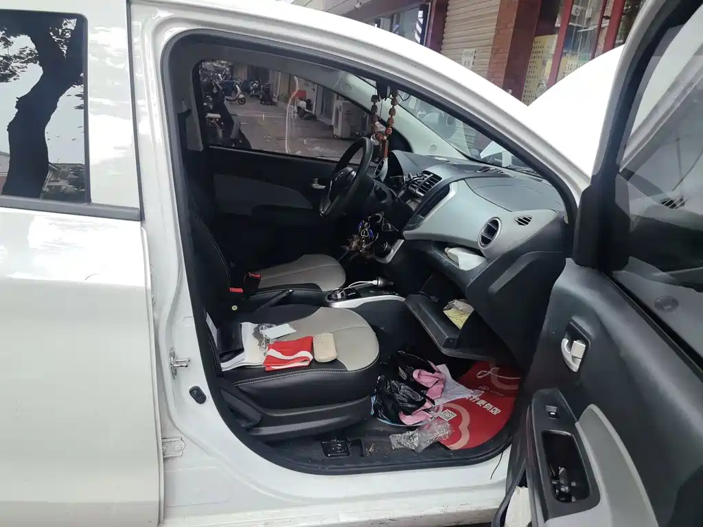 Changan Benben E-Star — миниатюра 21
