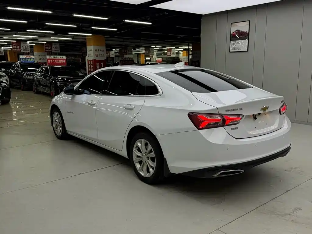 Chevrolet Malibu XL — миниатюра 9