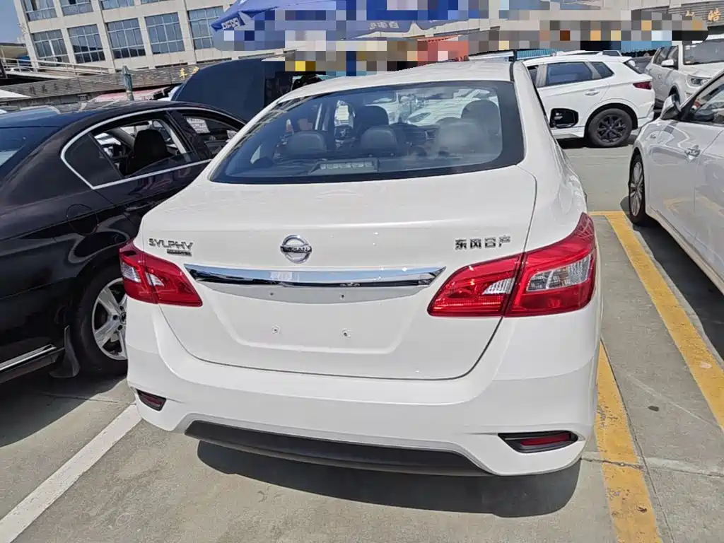 Nissan Sylphy — миниатюра 6