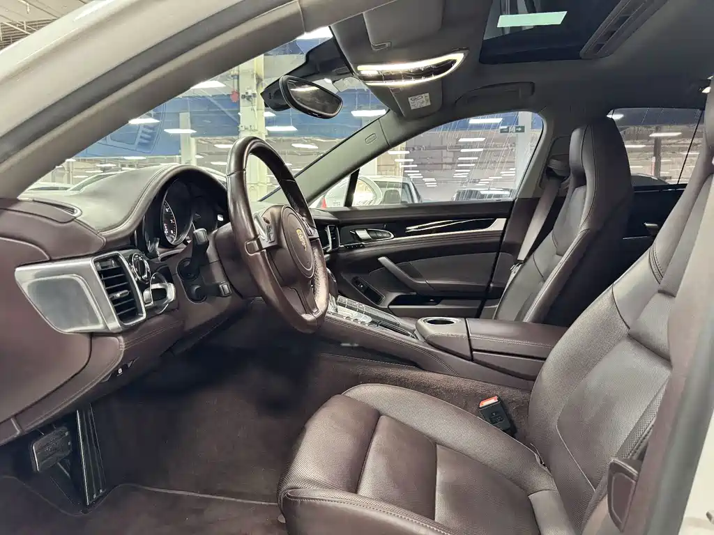 Porsche Panamera — миниатюра 8