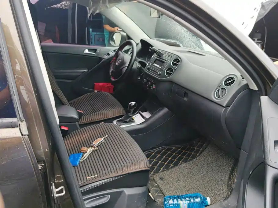 Volkswagen Tiguan — миниатюра 8