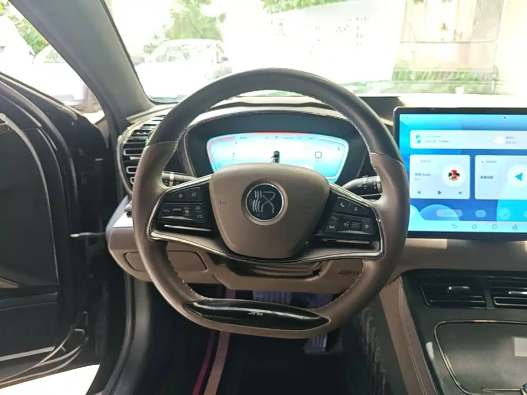 BYD Han — миниатюра 11