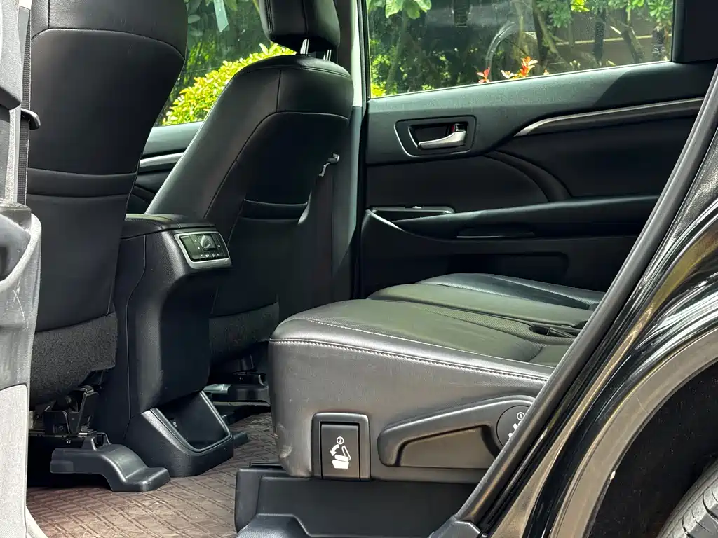 Toyota Highlander — фотографии объявления, Фото 13