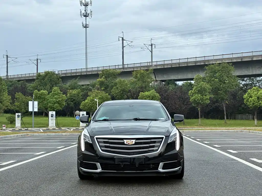 Cadillac XTS — миниатюра 2