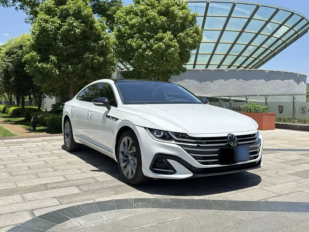 Volkswagen CC — миниатюра 11