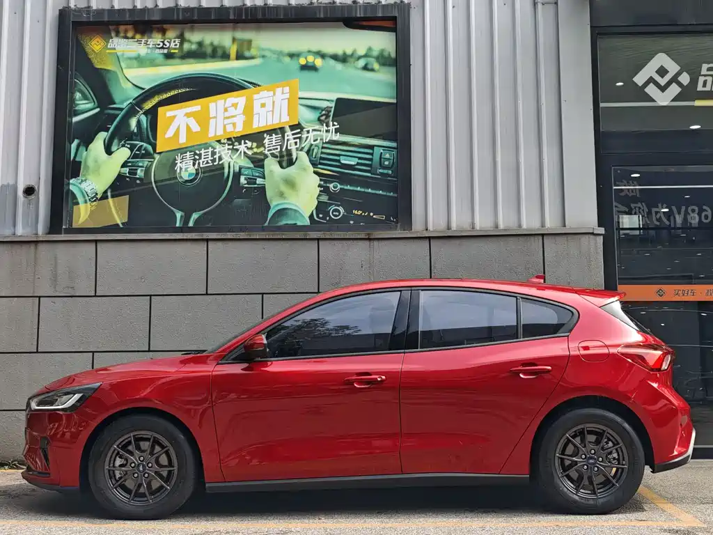 Ford Focus — миниатюра 5