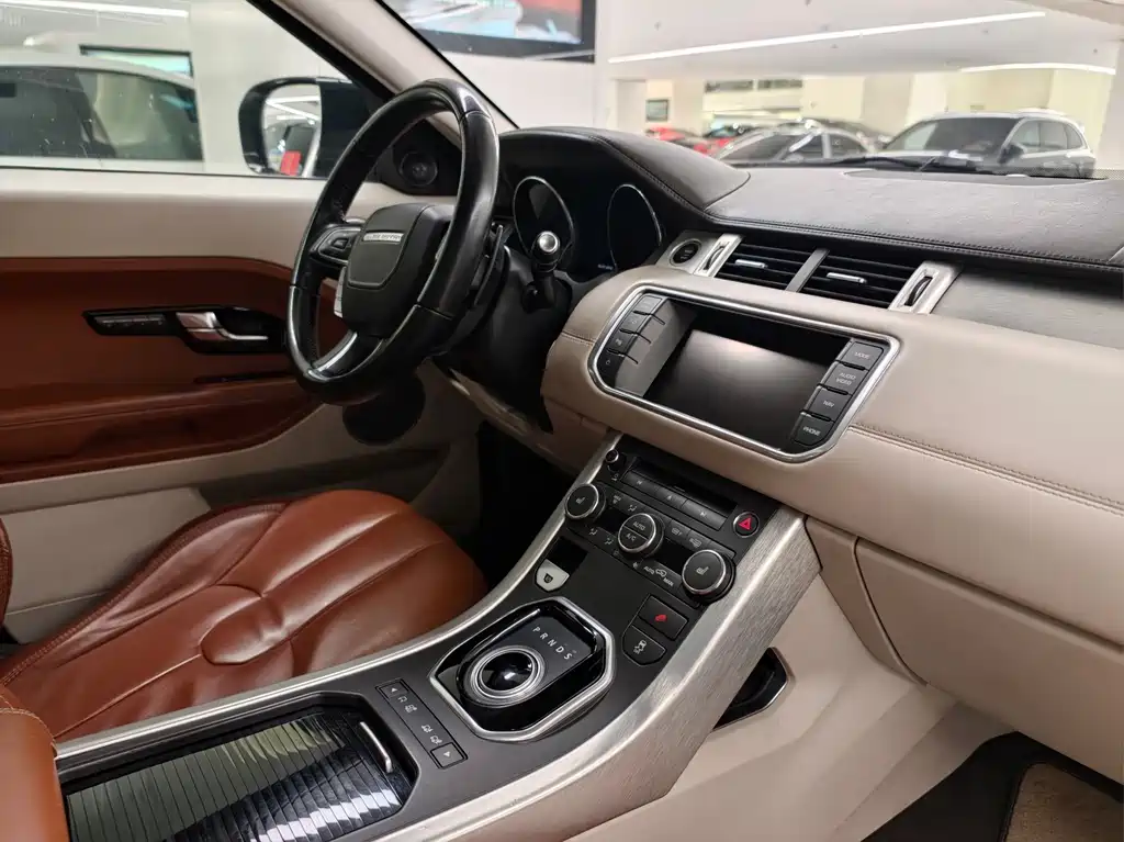Land Rover Evoque (Import) — миниатюра 13