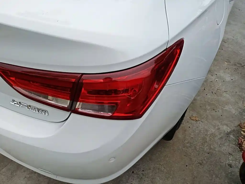 Buick Verano — миниатюра 8