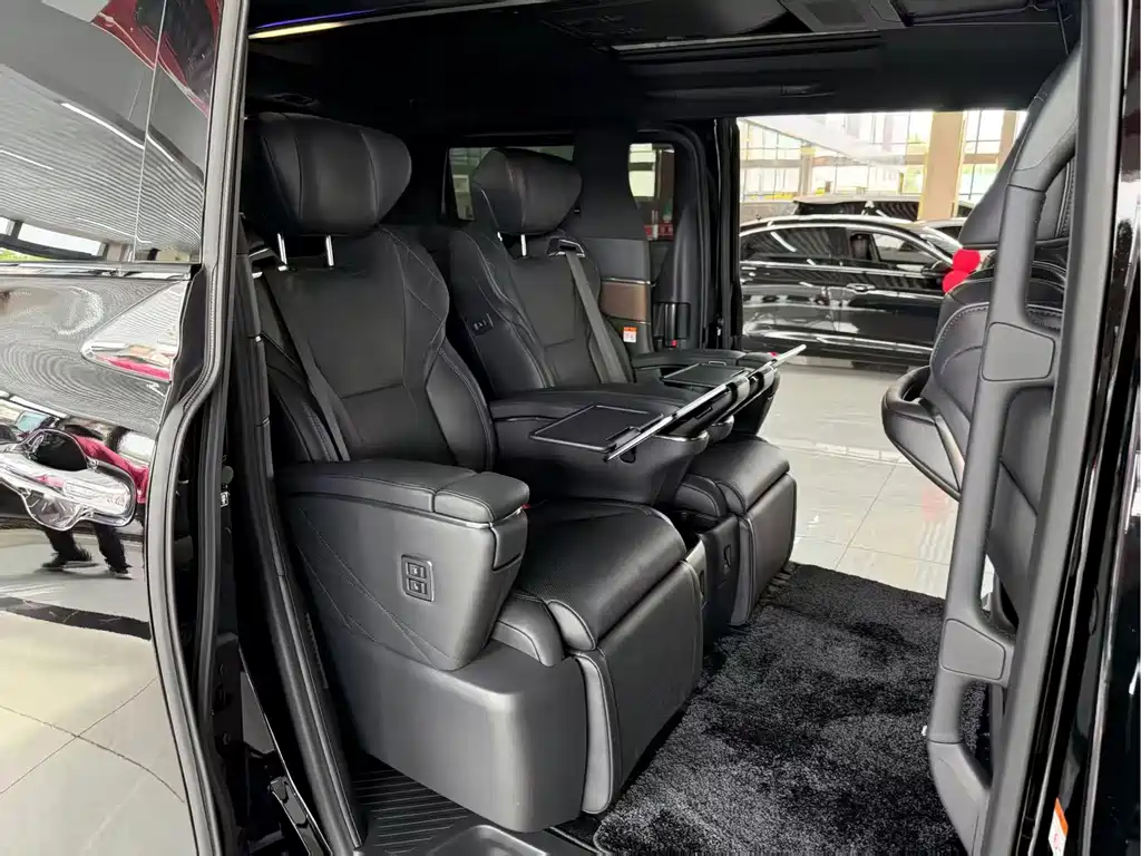 Toyota Vellfire — миниатюра 3