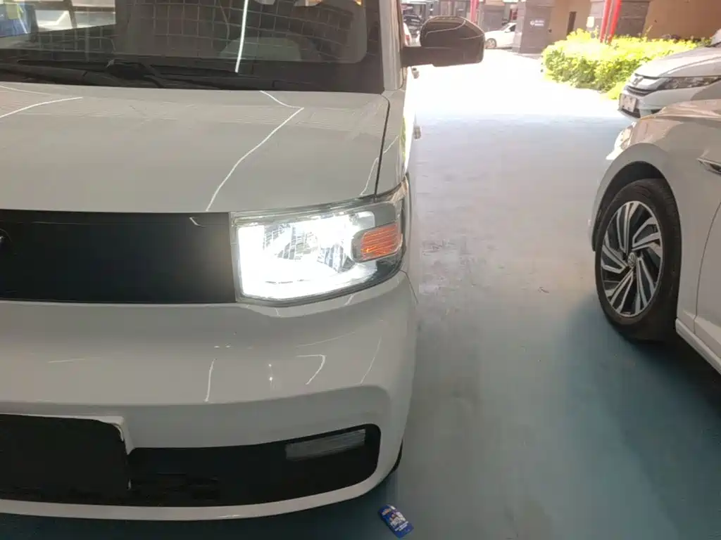 Wuling MINIEV — миниатюра 24