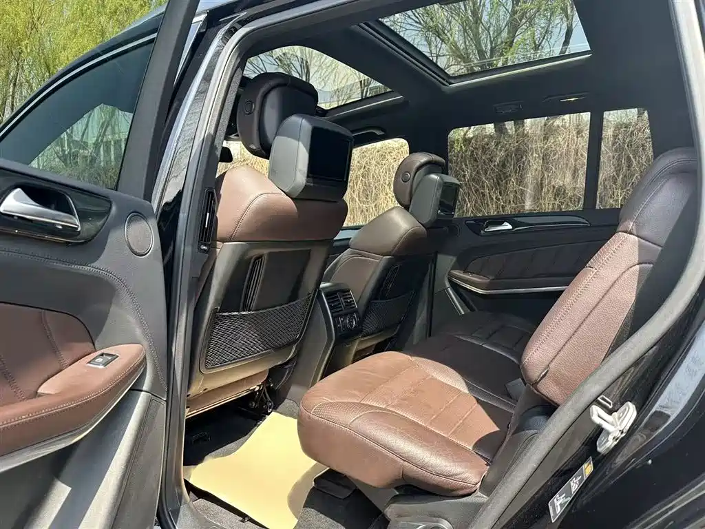 Mercedes-Benz GL-Class AMG — миниатюра 11