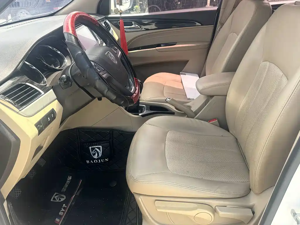 Baojun 730 2016 1.5L MT Luxury 7 мест