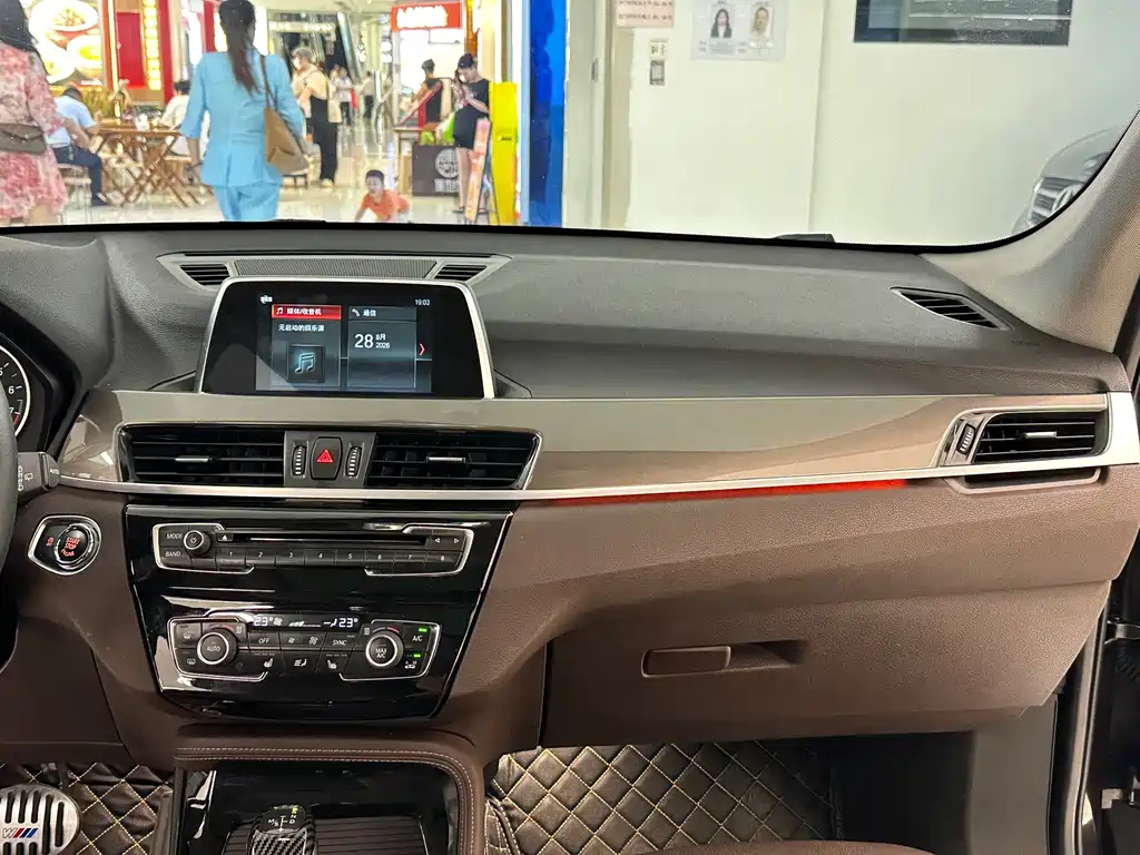BMW X1 — миниатюра 17
