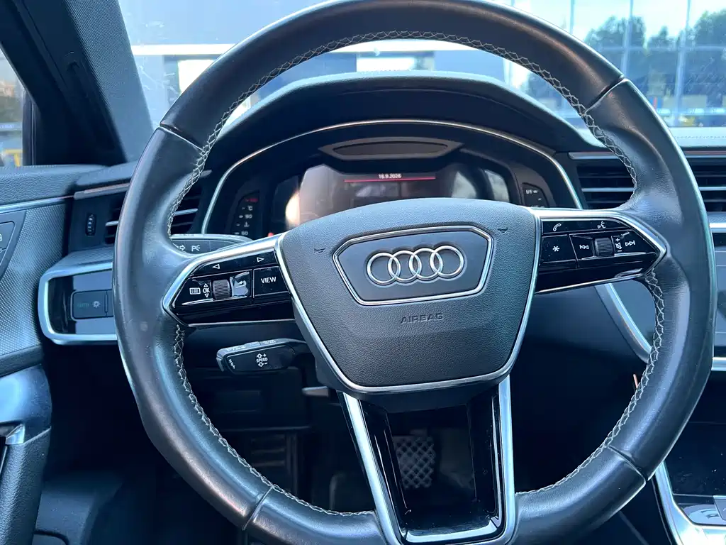 Audi A6L — миниатюра 7