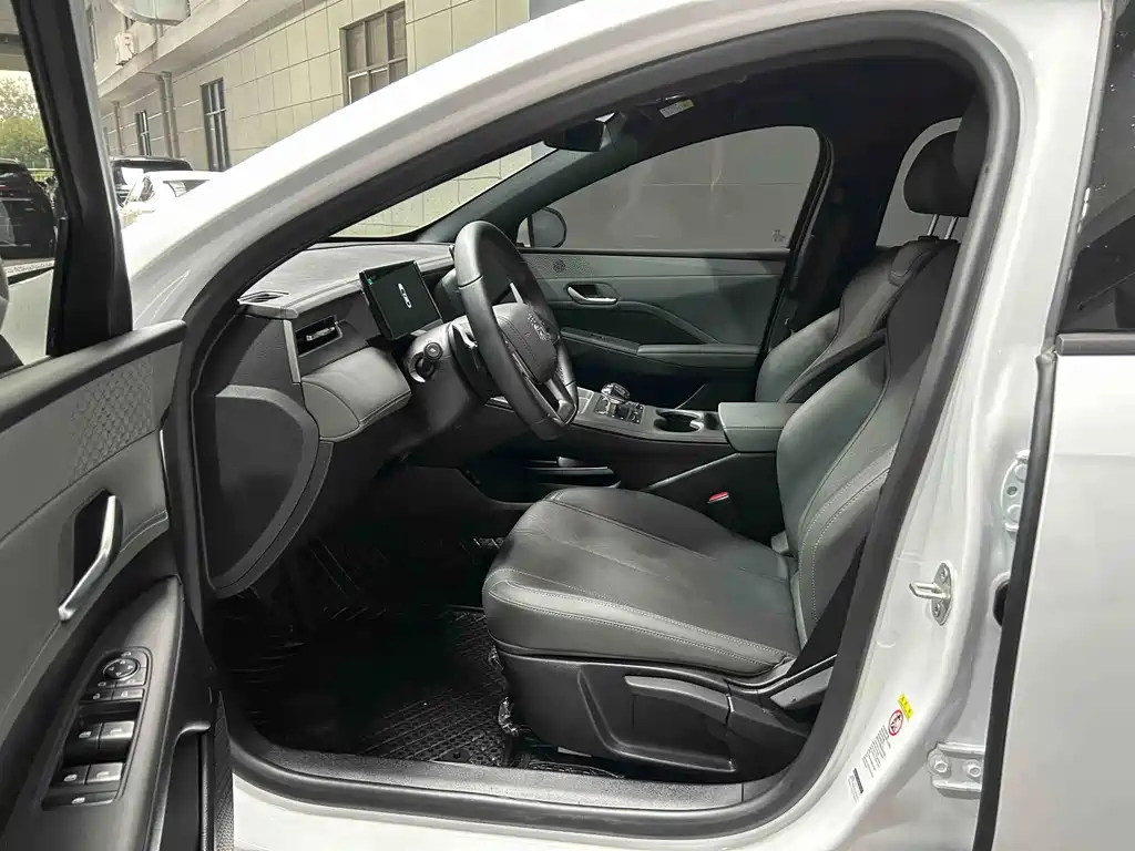 BYD Qin PLUS — миниатюра 9