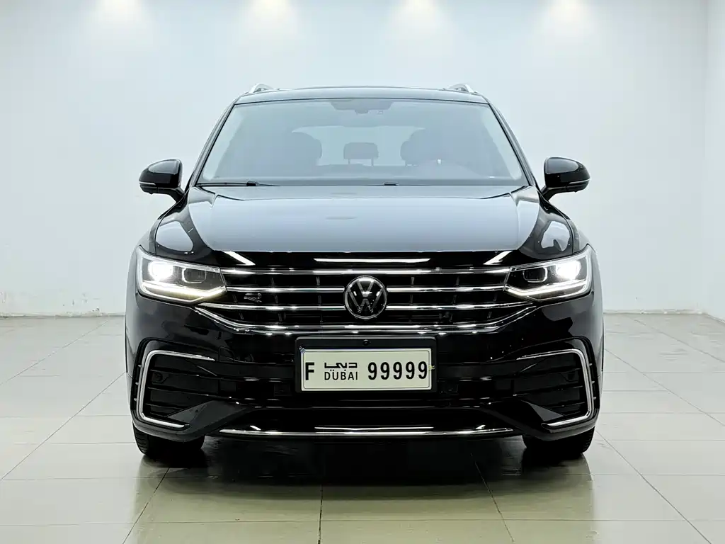 Volkswagen Tiguan L — миниатюра 2