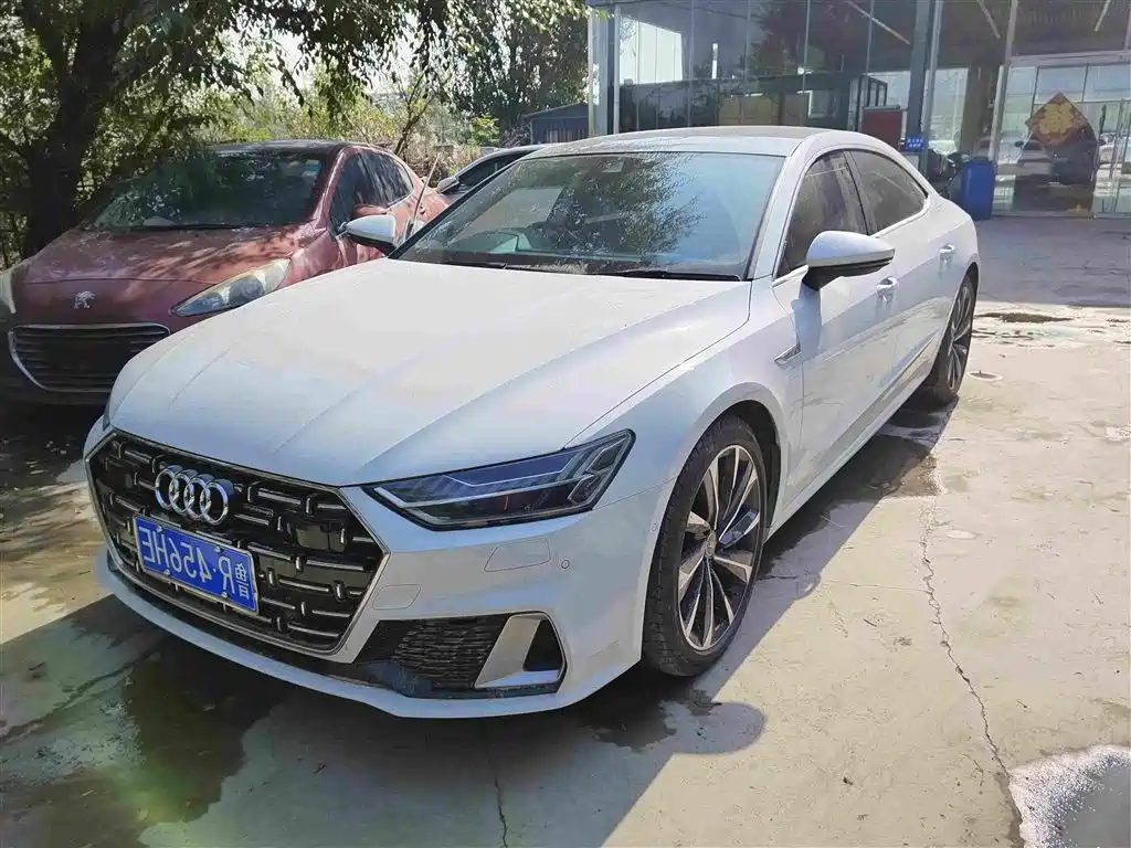 Audi A7L