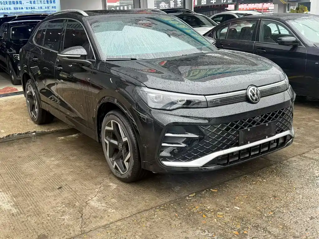 Volkswagen Tiguan L 2025