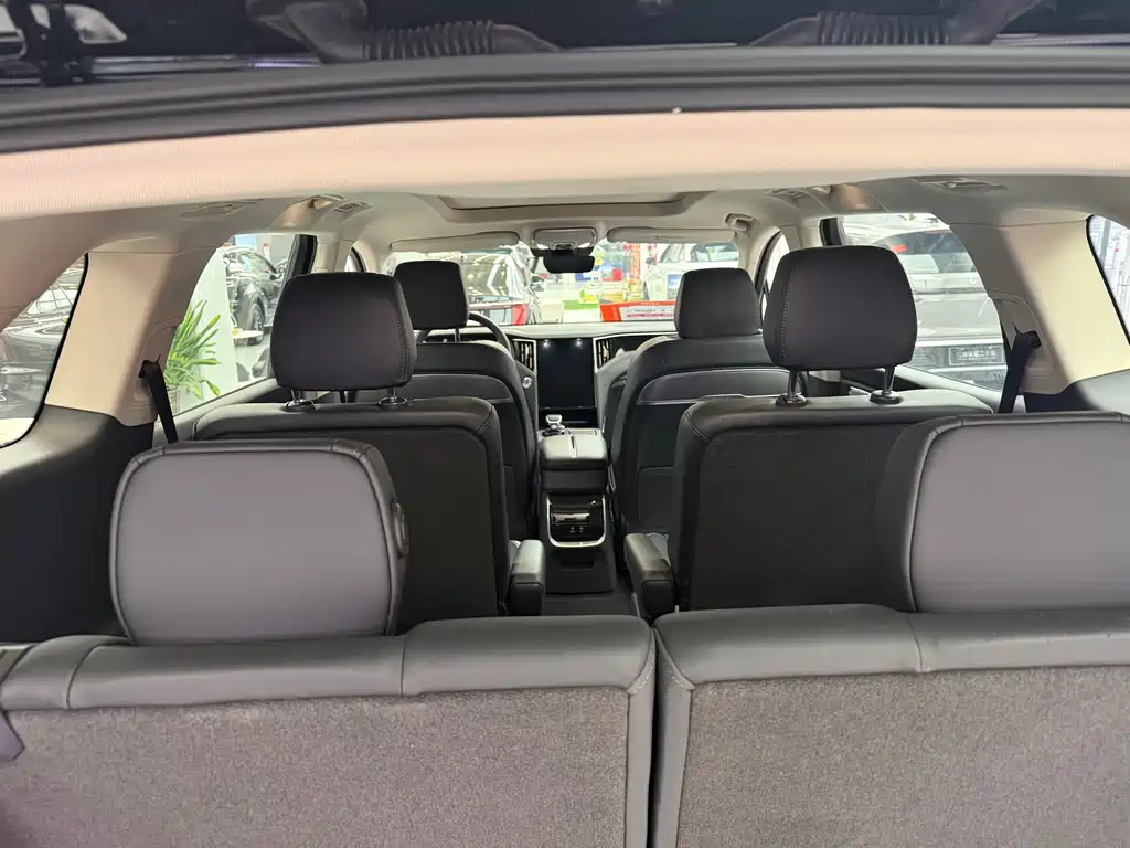 Hongqi HONGQI HS7 PHEV