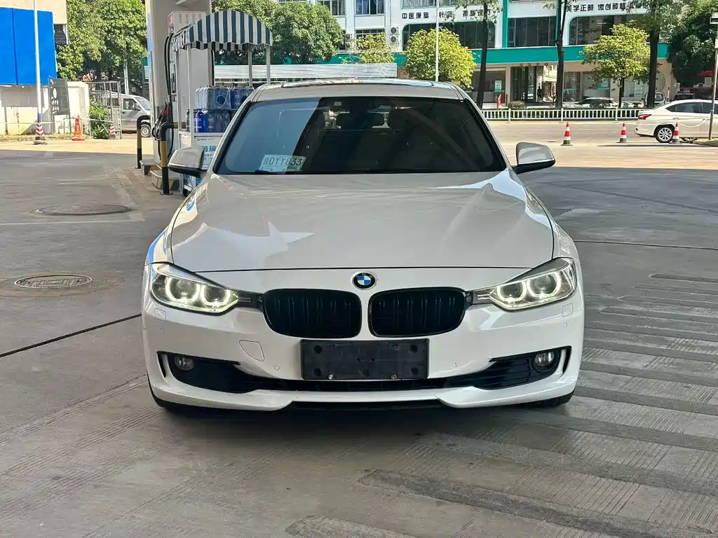 BMW 3 Series — миниатюра 2