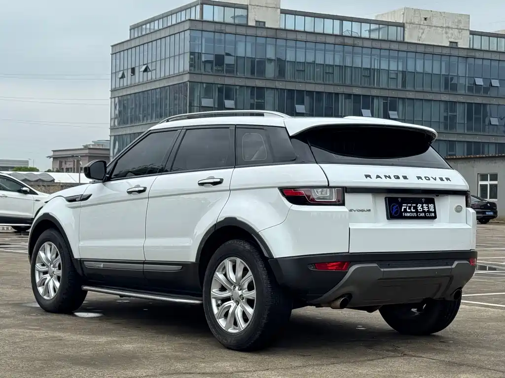 Land Rover Evoque — миниатюра 5