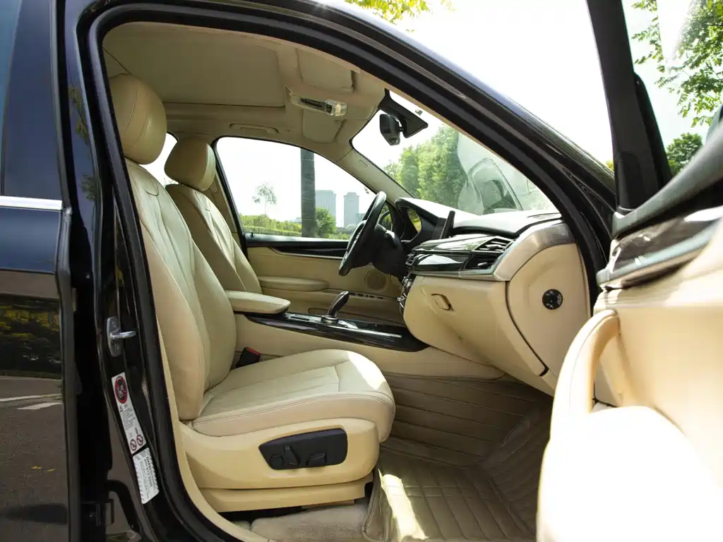 BMW X5 (Import) — миниатюра 14